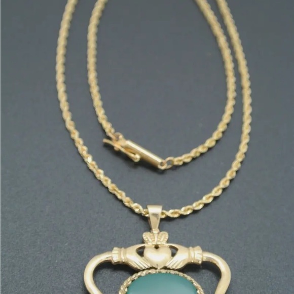 14K YELLOW GOLD GREEN & BLACK ONYX IRISH CLADDAGH PENDANT w/ 14K Gold ROPE CHAIN - Picture 4 of 11